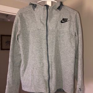 Woman’s Nike Zip Up Jacket